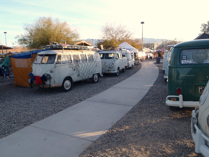 Buses by the Bridge 2014 088.jpg